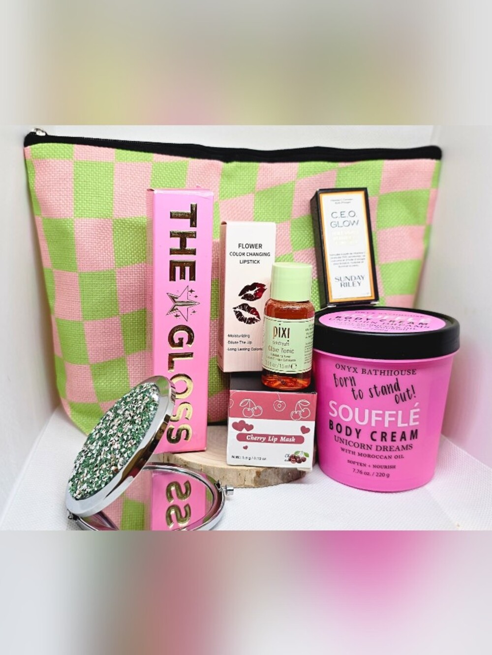 CHECKERBOARD COSMETIC Bag NWT BUNDLED WITH PRODUCTS